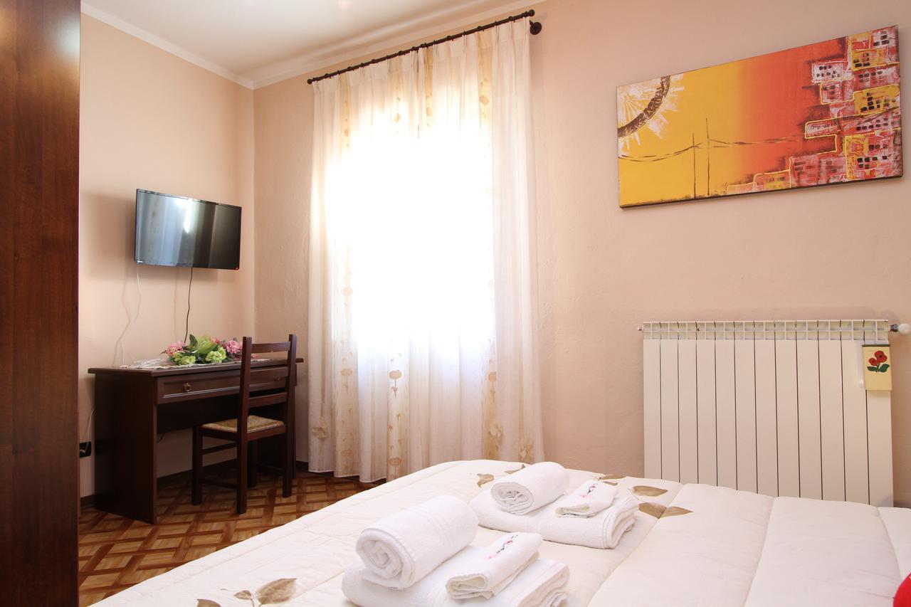 Da Donna Rosa Hotel Pontedera Exterior foto